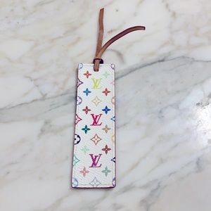 LV Bookmark